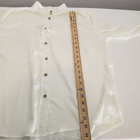 Everly Sheer long sleeve button down blouse size L NWT - Picture 7 of 9